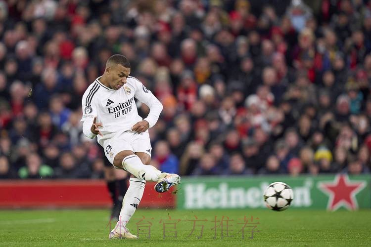 西媒:皇马已经告知索拉里 若安帅下课他将紧急接任 西媒:皇马已经告知索拉里 若安帅下课他将紧急接任